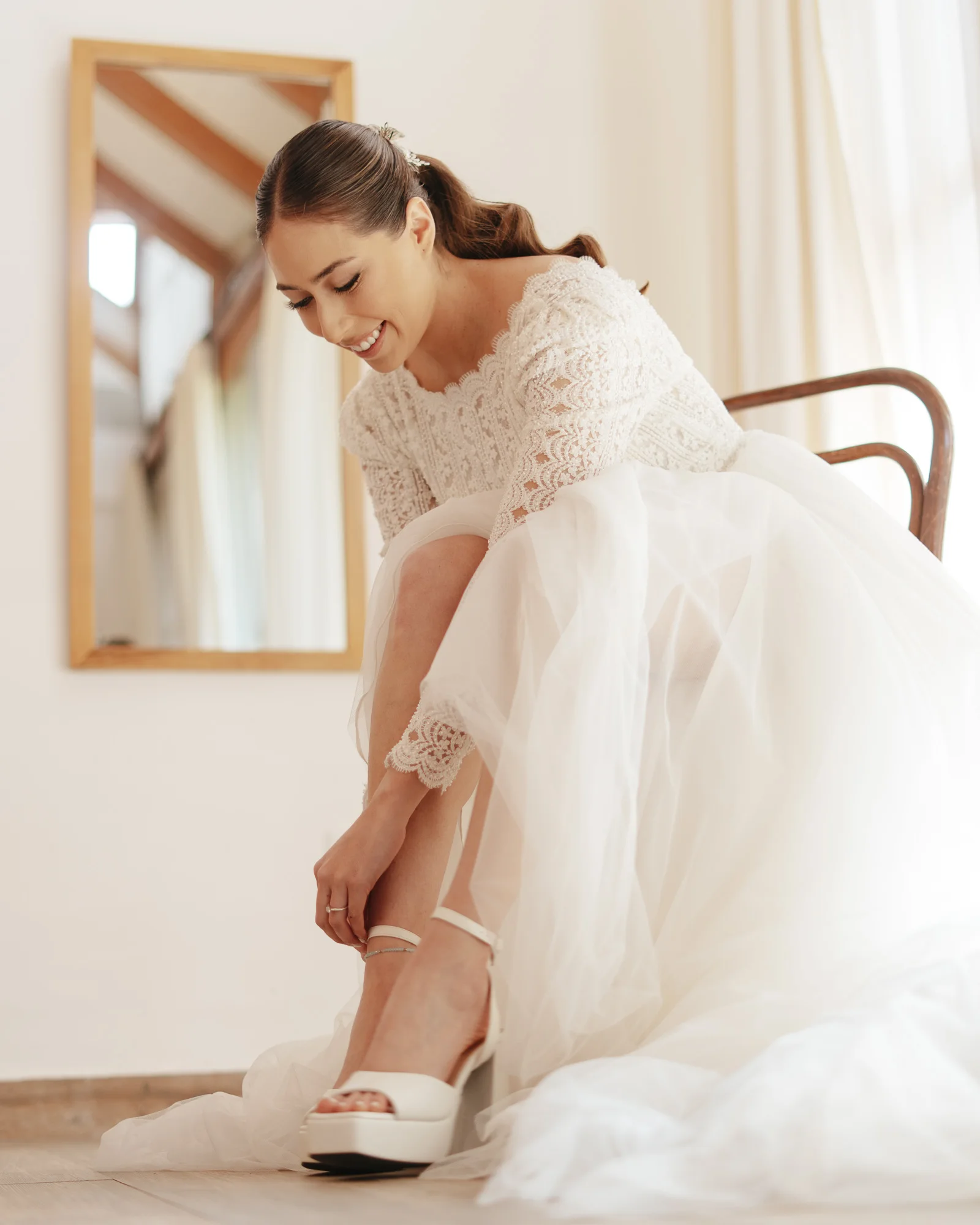 Mel & Jesus, wedding photography by LIB — frame 04