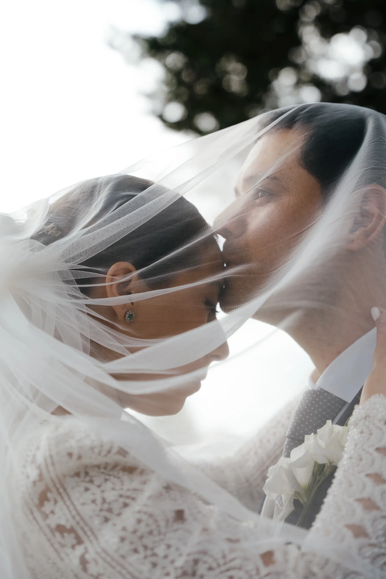 Mel & Jesus, wedding photography by LIB — frame 11
